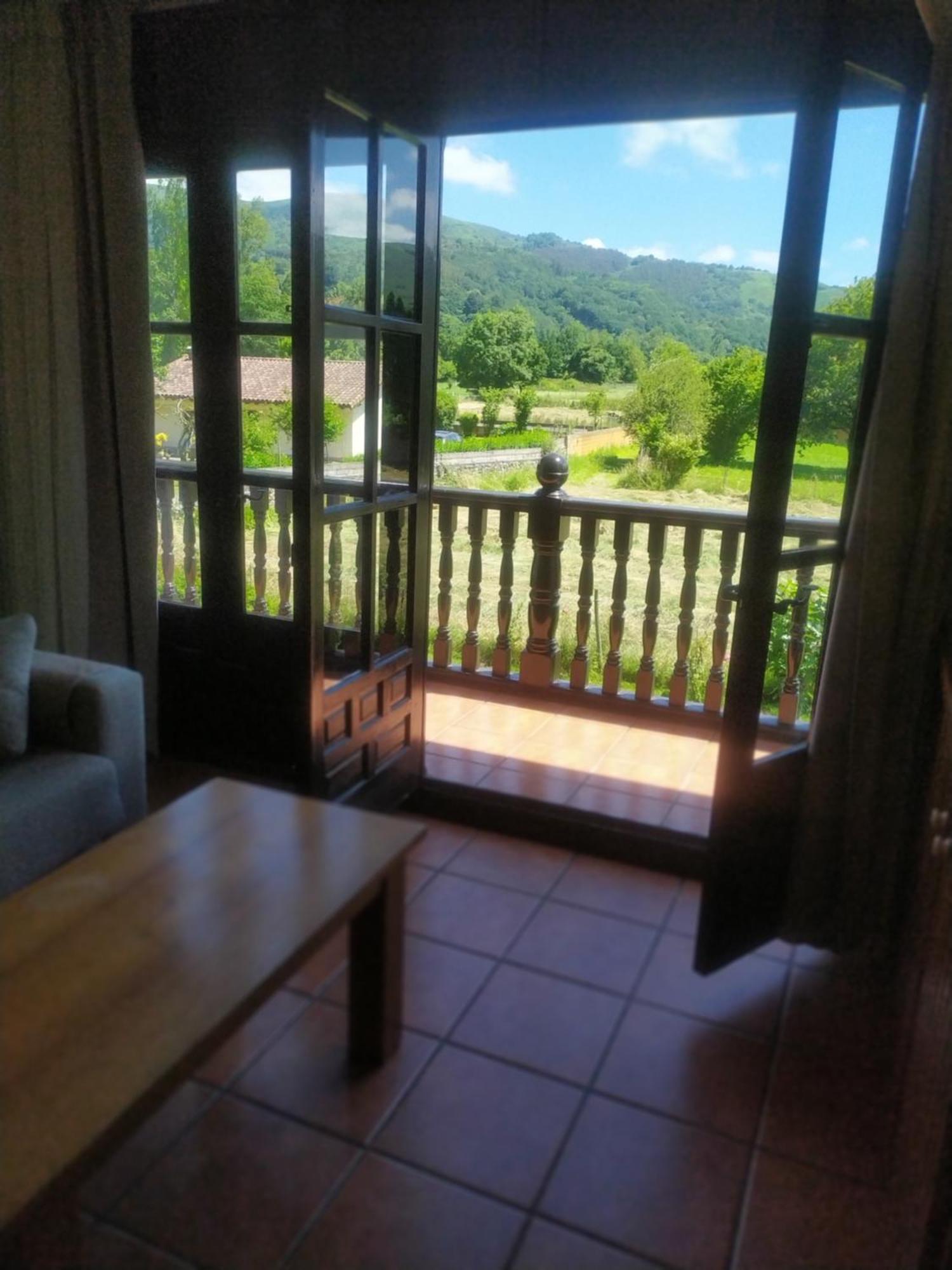 Apartamentos Florinda Ucieda Buitenkant foto